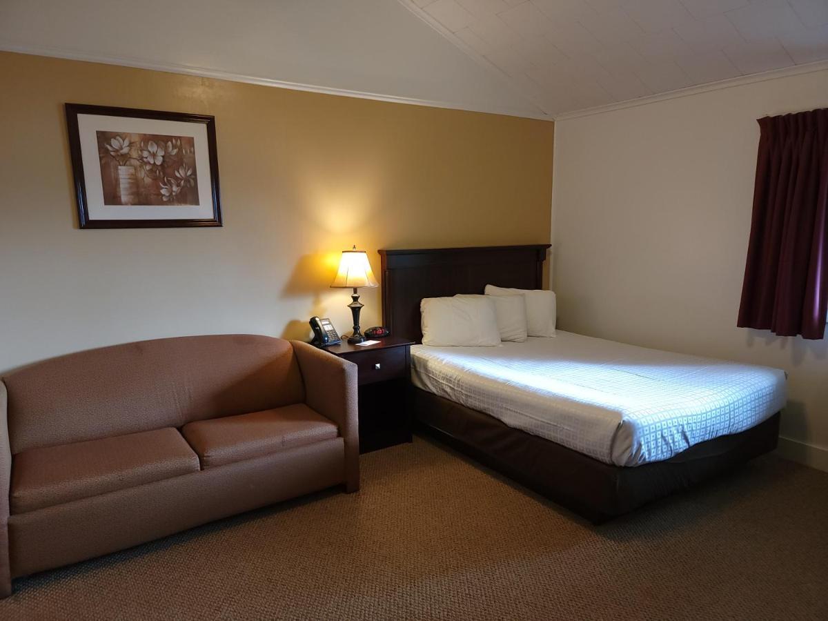 Hickory Grove Motor Inn - Cooperstown Exterior foto